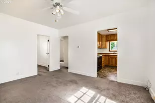 869 E St, Washougal, WA 98671 - Photo 6
