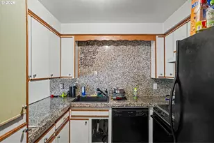 3776 NE Auburn Rd, Salem, OR 97301 - Photo 8