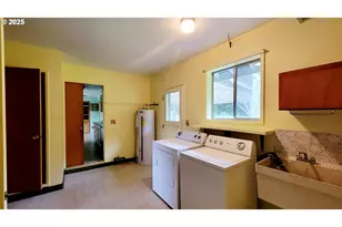 2965 S Myrtle Rd, Myrtle Creek, OR 97457 - Photo 26