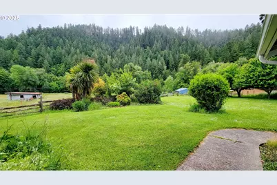 2965 S Myrtle Rd, Myrtle Creek, OR 97457 - Photo 4