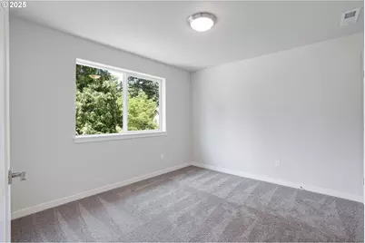 15157 E Burnside, Portland, OR 97233 - Photo 14