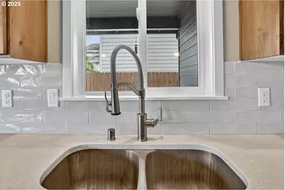 10820 NE 106th St, Vancouver, WA 98662 - Photo 16
