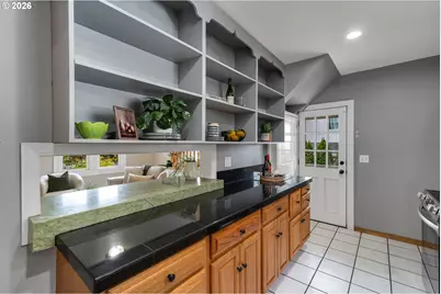 2225 N Humboldt St, Portland, OR 97217 - Photo 14