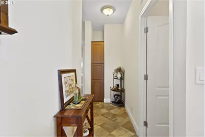 11542 SW Royal Villa Dr, Portland, OR 97224 - Photo 16