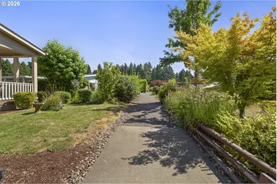 11542 SW Royal Villa Dr, Portland, OR 97224 - Photo 2