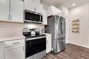 3259 SE 36th St, Gresham, OR 97080 - Photo 12