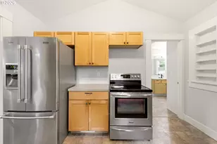 1107 W Powell Blvd, Gresham, OR 97030 - Photo 10