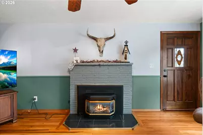 18030 SE Pershing Ct, Portland, OR 97236 - Photo 10