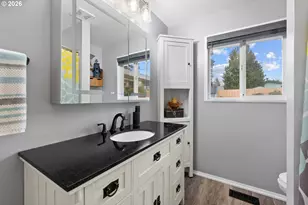 18030 SE Pershing Ct, Portland, OR 97236 - Photo 26