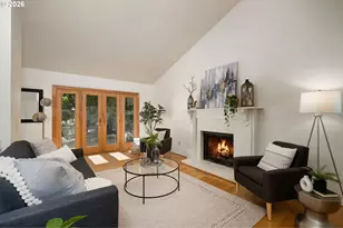 12 Mountain Cir, Lake Oswego, OR 97035 - Photo 6