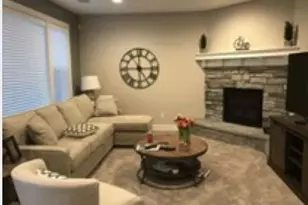 13823 SE Nightingale Ave, Happy Valley, OR 97015 - Photo 14