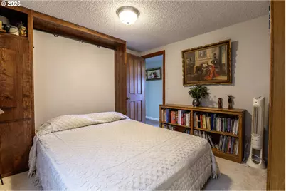 1903 17th St, Florence, OR 97439 - Photo 24