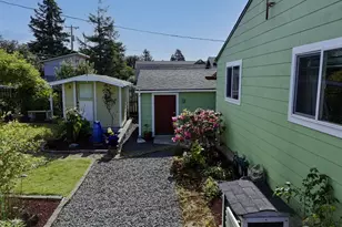1903 17th St, Florence, OR 97439 - Photo 44