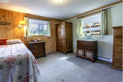 1903 17th St, Florence, OR 97439 - Photo 34
