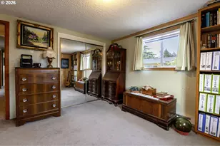 1903 17th St, Florence, OR 97439 - Photo 30