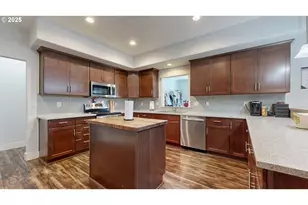 915 SW Coyote Dr, Hermiston, OR 97838 - Photo 8