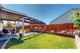 915 SW Coyote Dr, Hermiston, OR 97838 - Photo 24