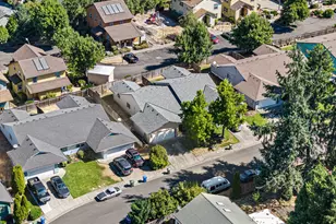 850 E Benjamin Ave, Cottage Grove, OR 97424 - Photo 40