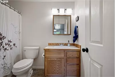 850 E Benjamin Ave, Cottage Grove, OR 97424 - Photo 20