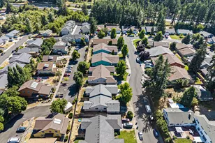 850 E Benjamin Ave, Cottage Grove, OR 97424 - Photo 38