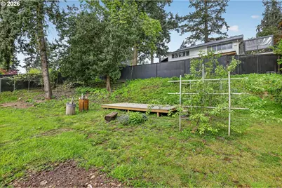 19330 Howell St, Gladstone, OR 97027 - Photo 38