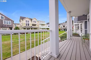 250 Round House Rd, Astoria, OR 97103 - Photo 4