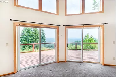 30411 NE 76th St, Camas, WA 98607 - Photo 10