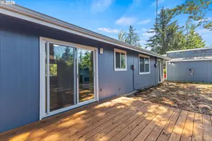 3680 Pine St, North Bend, OR 97459 - Photo 26