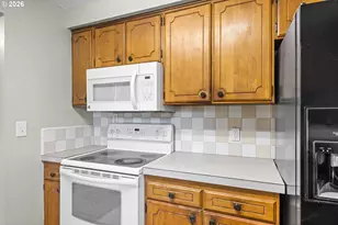 3680 Pine St, North Bend, OR 97459 - Photo 12