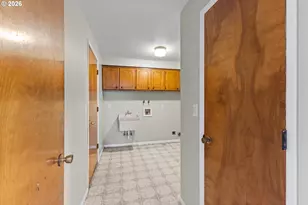 3680 Pine St, North Bend, OR 97459 - Photo 14