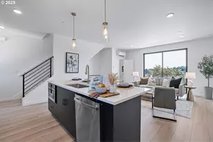 7304 SW 13th St, Portland, OR 97239 - Photo 12