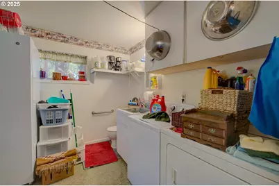 35539 Little Walluski Ln, Astoria, OR 97103 - Photo 28