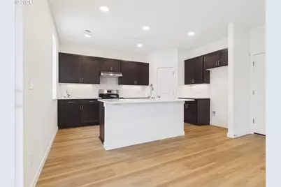 131 W 20th Way, La Center, WA 98629 - Photo 8