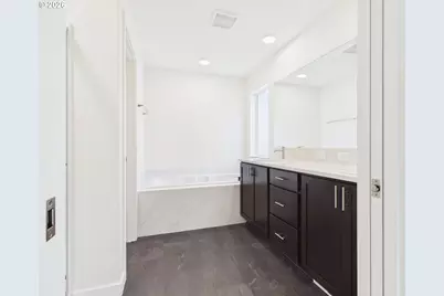 131 W 20th Way, La Center, WA 98629 - Photo 24