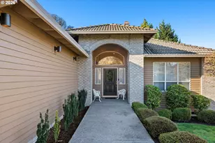 837 NW Waterhouse Ave, Beaverton, OR 97006 - Photo 4