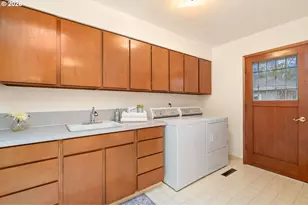 809 NE Delsey Rd, Hillsboro, OR 97124 - Photo 34