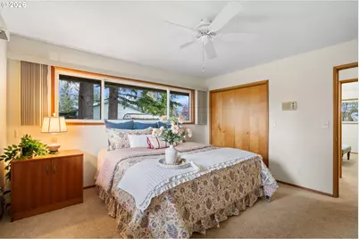 809 NE Delsey Rd, Hillsboro, OR 97124 - Photo 28