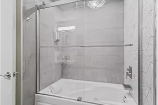 7005 Debbie Ct, Gladstone, OR 97027 - Photo 12