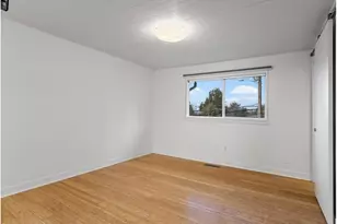 7005 Debbie Ct, Gladstone, OR 97027 - Photo 16