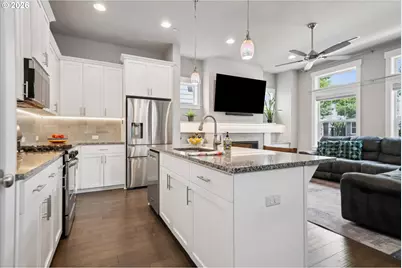 11574 SW Barber St, Wilsonville, OR 97070 - Photo 8
