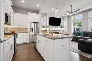 11574 SW Barber St, Wilsonville, OR 97070 - Photo 8