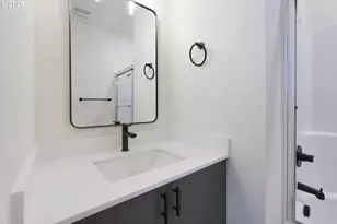 2385 SE 135th Ave, Portland, OR 97233 - Photo 16