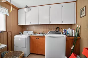 9479 SE Hillcrest Rd, Happy Valley, OR 97086 - Photo 16