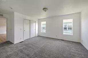 2020 S 12th St, Lebanon, OR 97355 - Photo 8