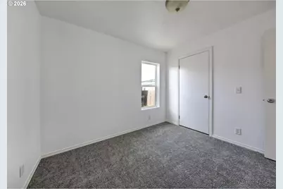 2020 S 12th St, Lebanon, OR 97355 - Photo 12