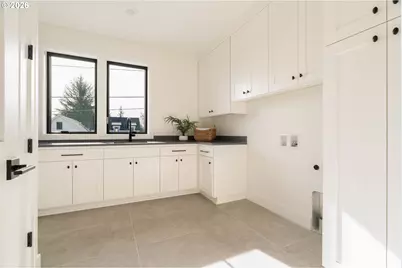 8125 SW Westgate Way, Portland, OR 97225 - Photo 22