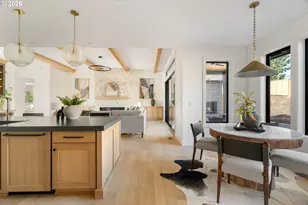 8125 SW Westgate Way, Portland, OR 97225 - Photo 14