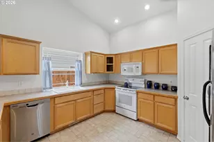 2331 NW Fendle Way, McMinnville, OR 97128 - Photo 14