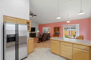 2331 NW Fendle Way, McMinnville, OR 97128 - Photo 16