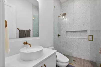 825 Ellis Ave, Lake Oswego, OR 97034 - Photo 6